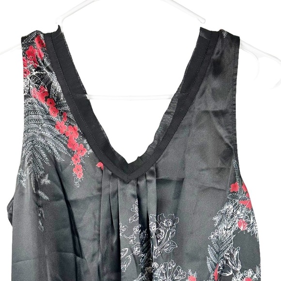 Donna Nadeau Black V Neck Asian Dark Floral Silky Nightgown - Picture 5 of 12